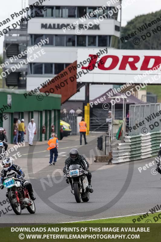 Vintage motorcycle club;eventdigitalimages;mallory park;mallory park trackday photographs;no limits trackdays;peter wileman photography;trackday digital images;trackday photos;vmcc festival 1000 bikes photographs